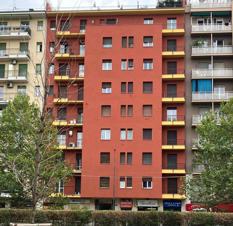 Splendido Bilocale Adiacente Metro M5 - Ca Granda Apartment Milan Exterior photo